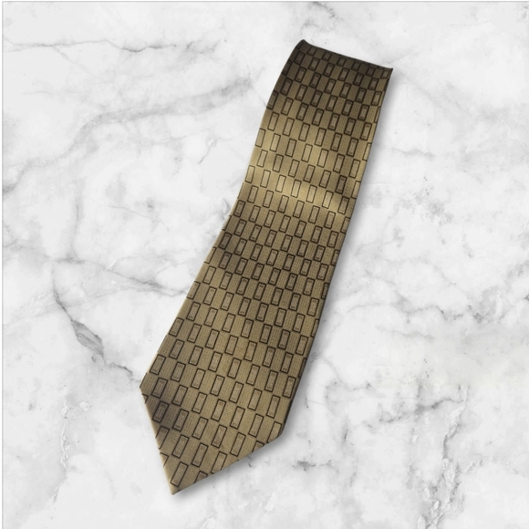 DIMOGGIO Tie 100% Silk, Elegant Gold Patterned Men's Tie - Picture 1 of 8